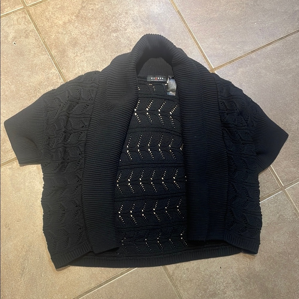 Axcess knit black open face sweater! Size Small
